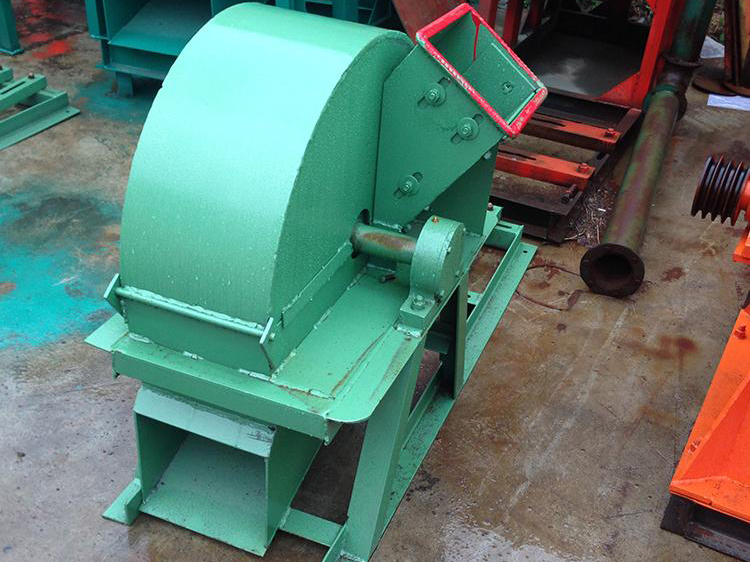 China Sawdust machine wood powder shredder crusher machine for sale factory price