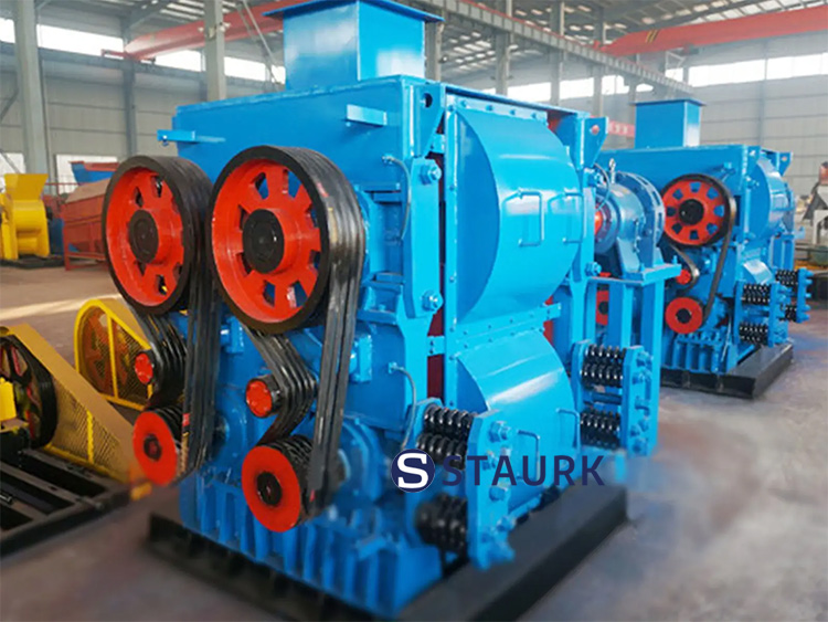 Four roller crusher fine crushing 4PG roll crusher China