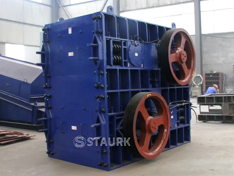 Four roller crusher fine crushing 4PG roll crusher China