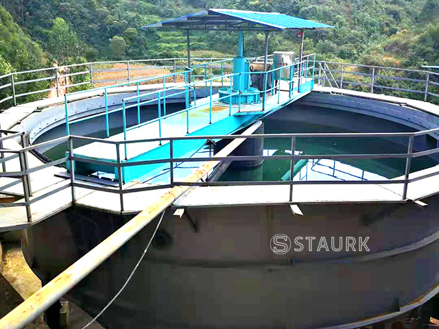 Mining thickener for mineral tailings slurry by China