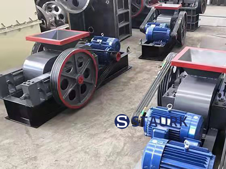 Small mini double roll crusher sold to Indonesia,Asia 5-10 t/h