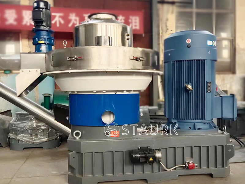 2 - 3 ton per hour wood pellet machine 132kw sent to Vietnam