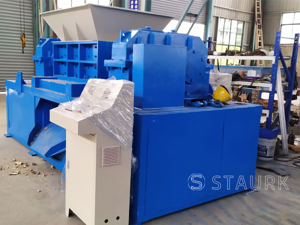 Plastic shredding machine, China pe pvc pipe shredder crusher for sale 