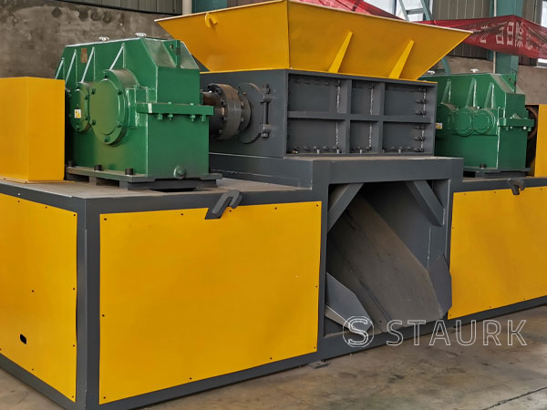 Clothes shredding machine, factory price textile crusher shredder China 